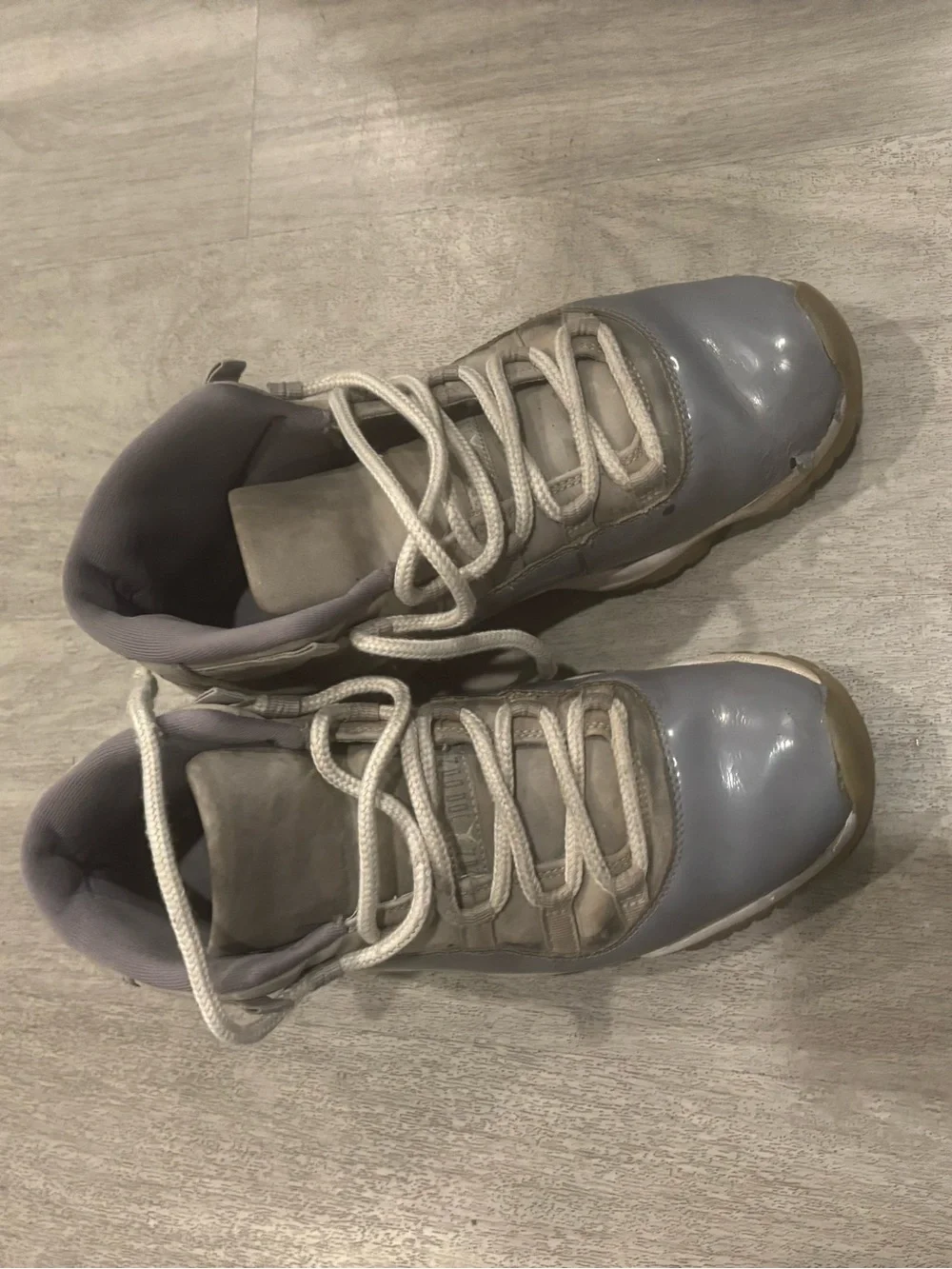 Gray men’s High-Top Athletic Sneakers